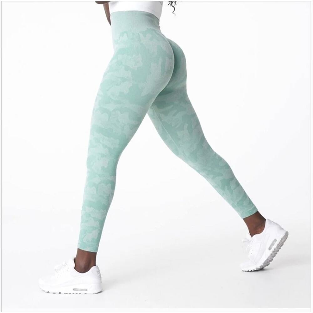 Gymshark Adapt Camo Seamless Leggings Women's Small Green